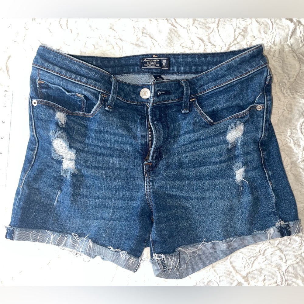 A&F shorts sz 6